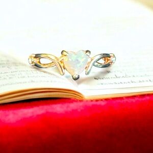 Heart-Shaped Synthetic Opal Ring Plated in Rose Gold Tiny CZ‎ on sides size 8